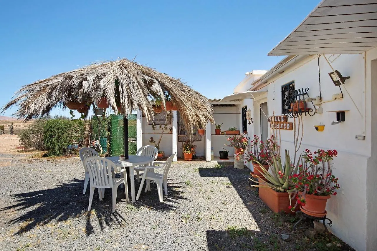 Majada Blanca Apartment Valles de Ortega 0*,  Spain